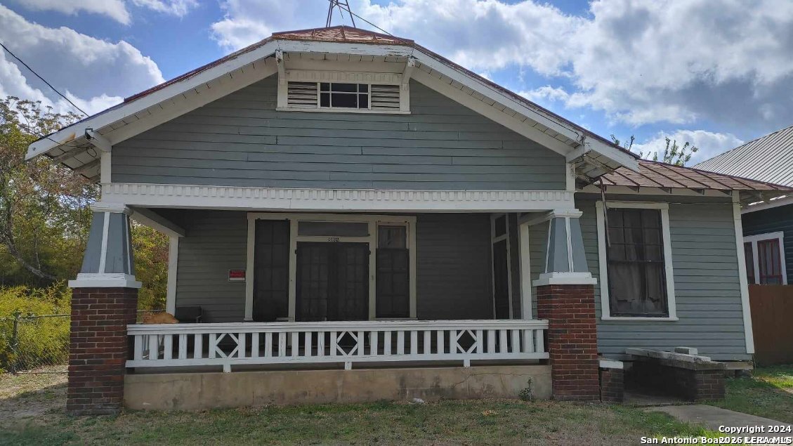 1122 Burnet San Antonio TX 78202