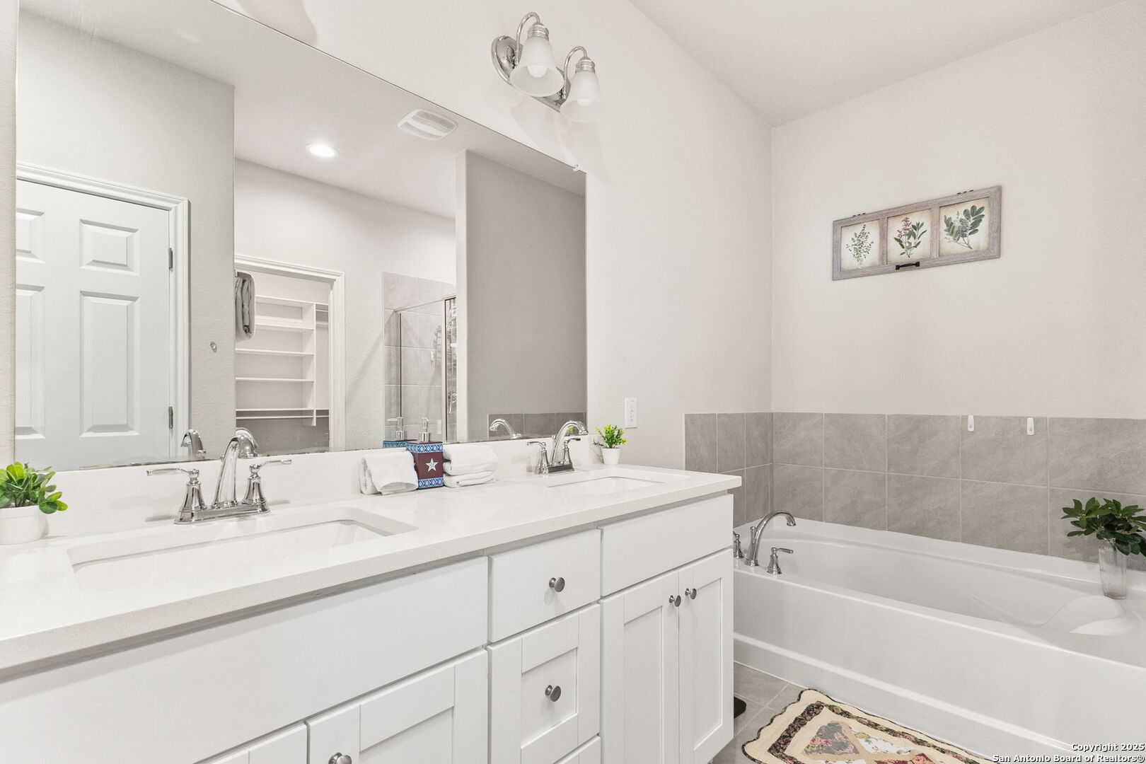 5603 Chestnut Crossing San Antonio TX 78266