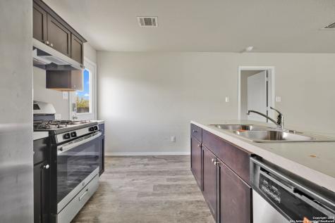 7806 Nopalitos Cove San Antonio TX 78239