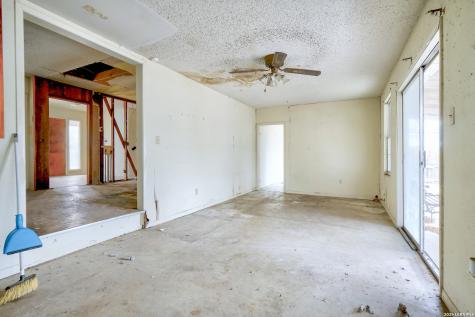 318 Vickers Avenue San Antonio TX 78211
