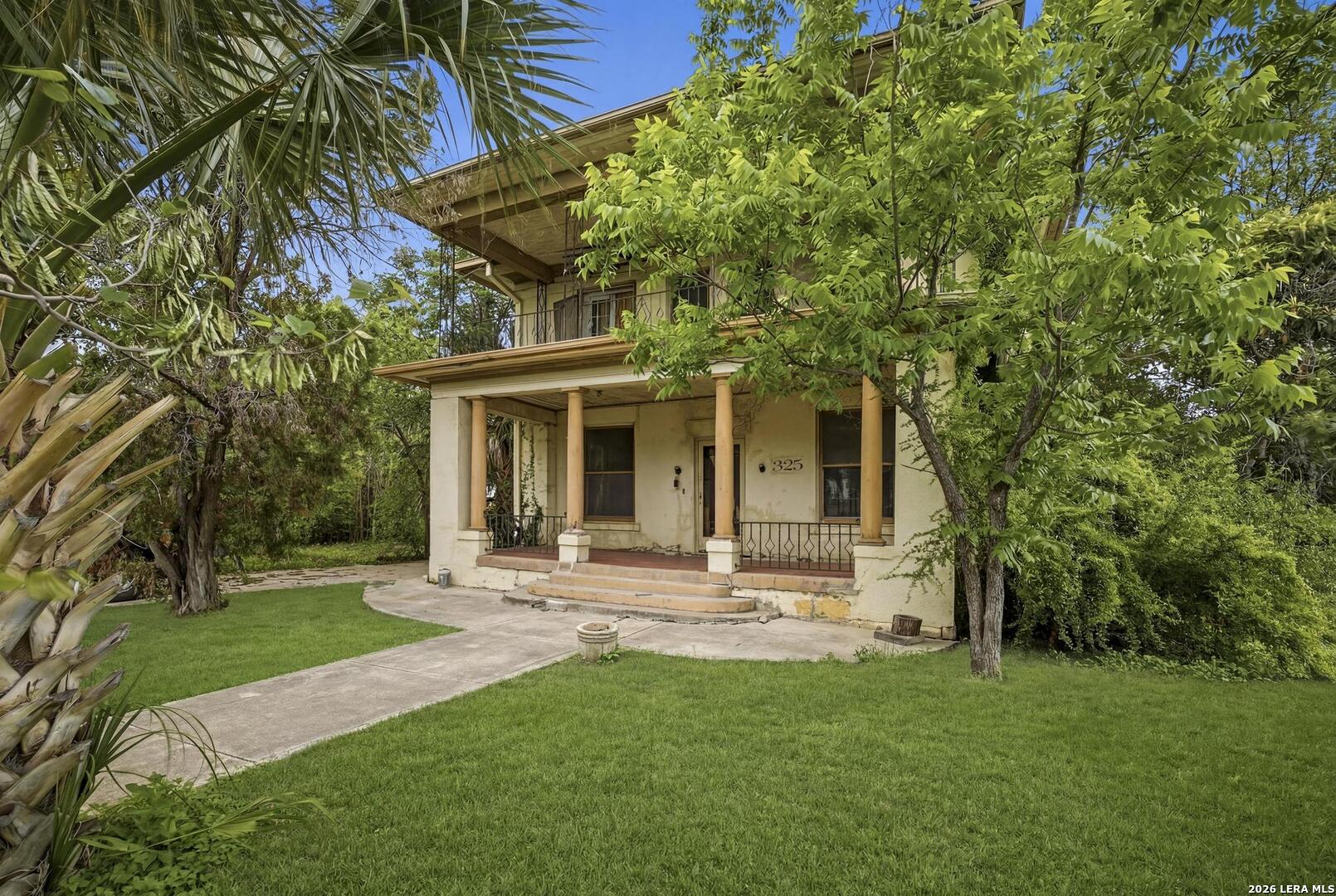 325 E Courtland San Antonio TX 78212
