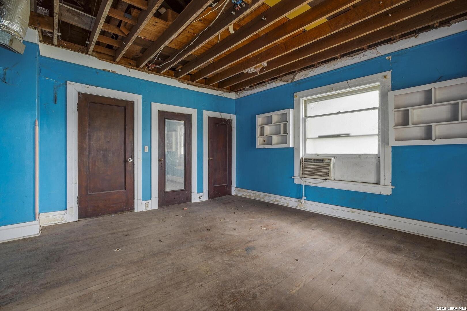 325 E Courtland San Antonio TX 78212