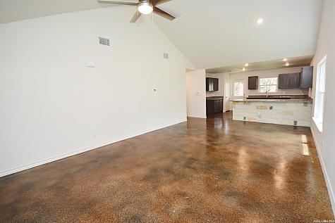554 Burr Oak Canyon Lake TX 78133