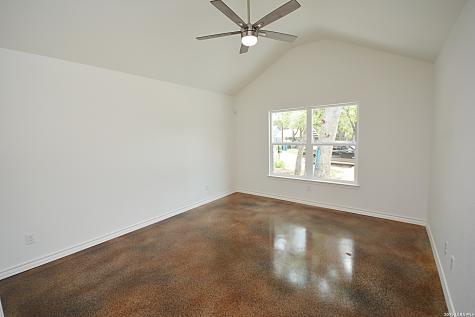 554 Burr Oak Canyon Lake TX 78133