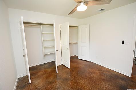 554 Burr Oak Canyon Lake TX 78133