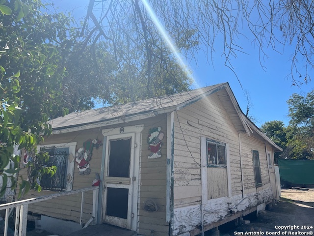 229 Juanita Avenue San Antonio TX 78237