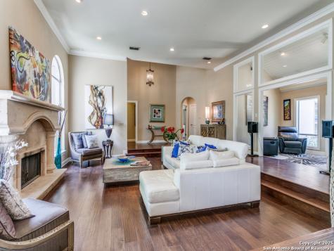 107 Post Oak Way Shavano Park TX 78230