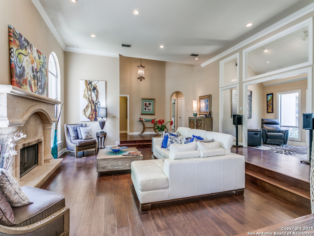 107 Post Oak Way Shavano Park TX 78230