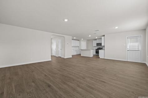 5607 Hartley Home San Antonio TX 78245