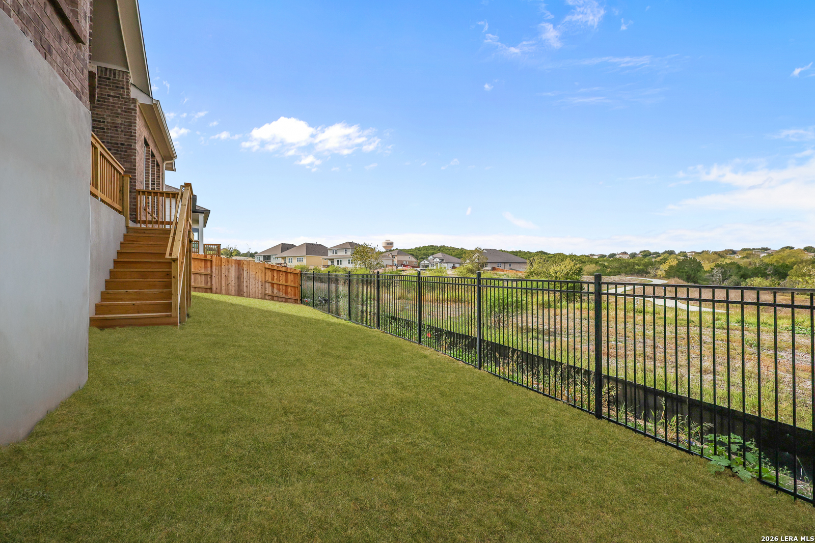 4523 Yoakum Valley Schertz TX 78108