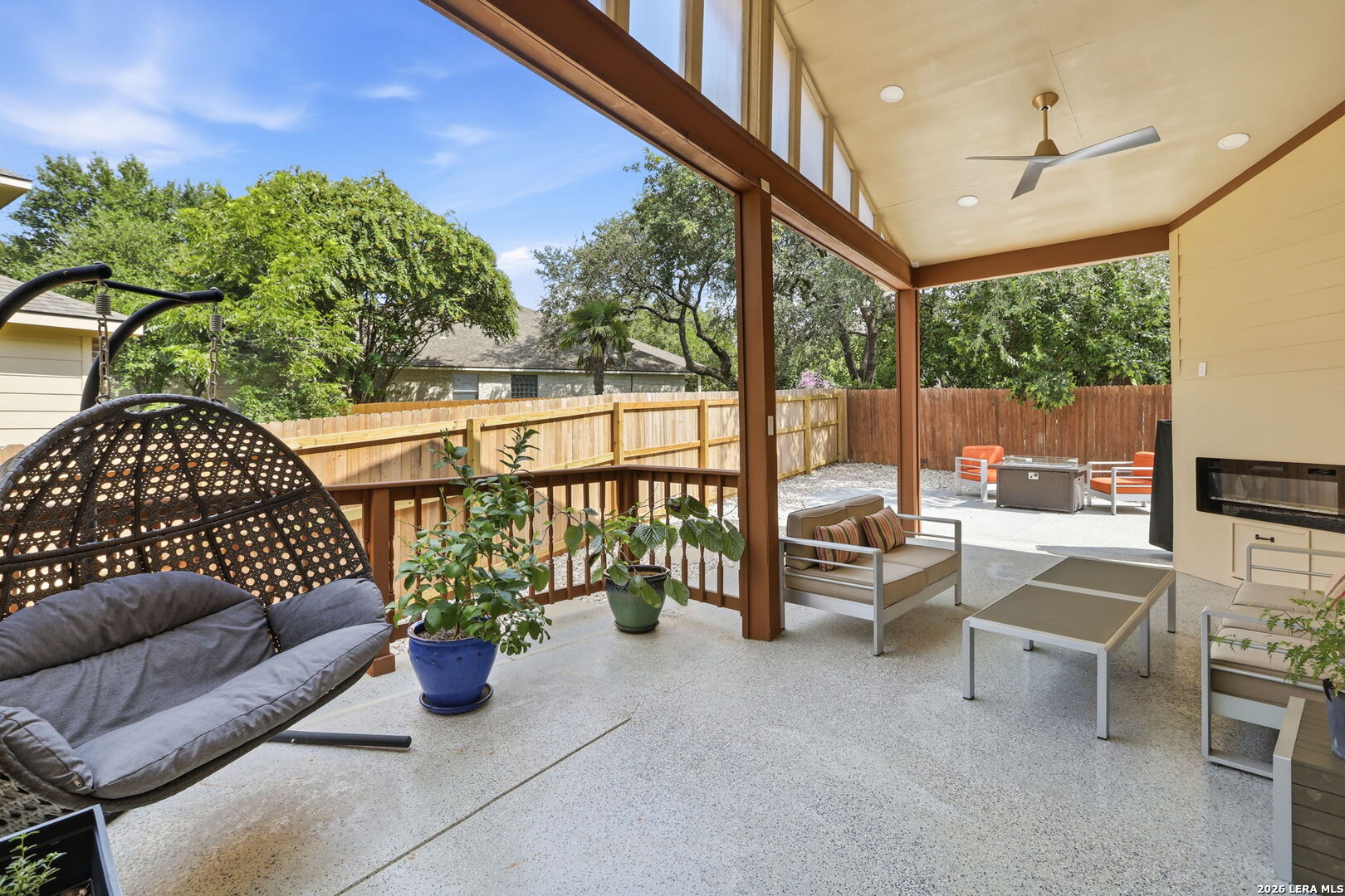 106 Blue Thorn Trail San Antonio TX 78256