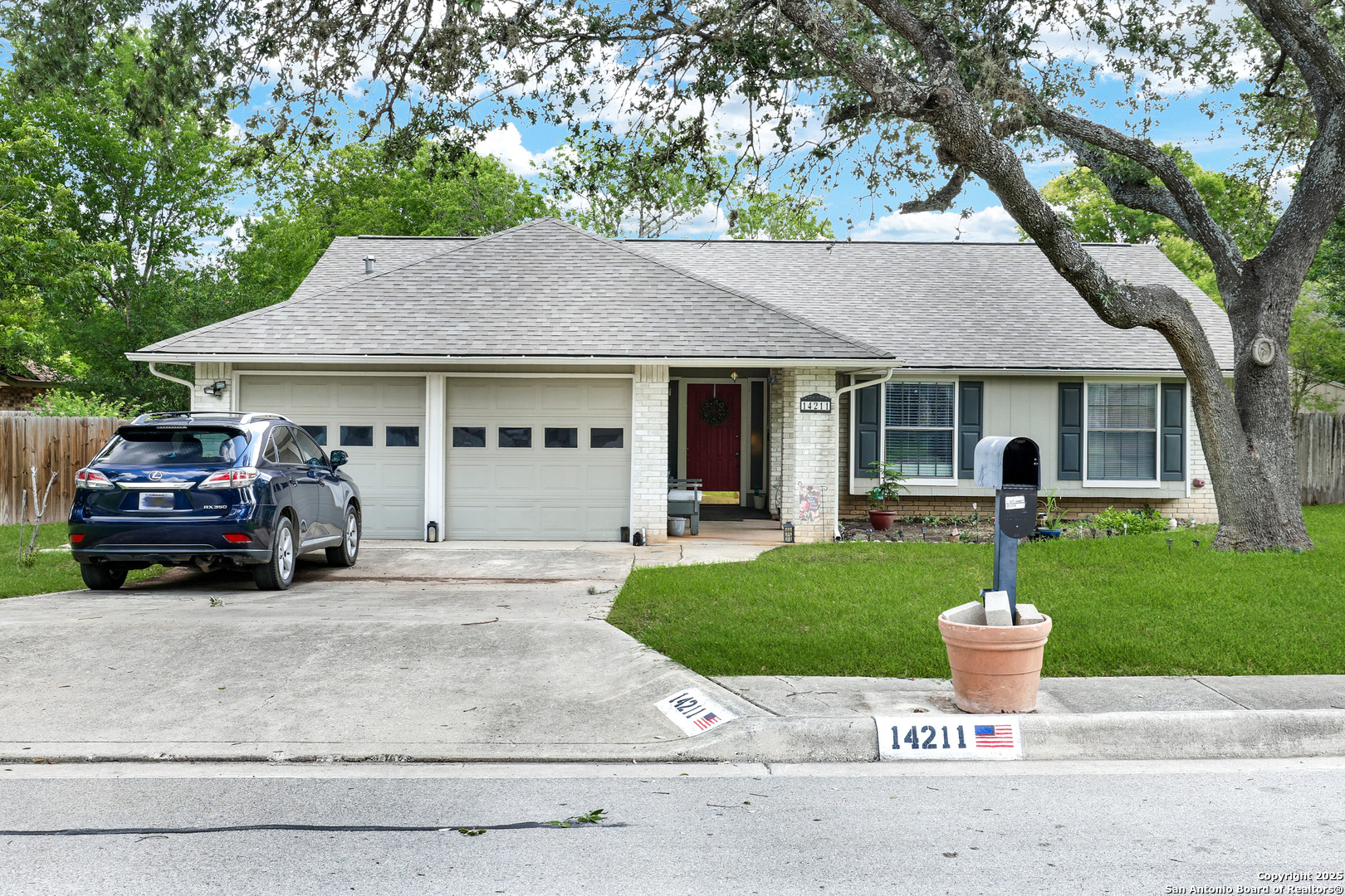 14211 Chadbourne San Antonio TX 78232