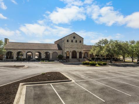 1479 Merlot New Braunfels TX 78132