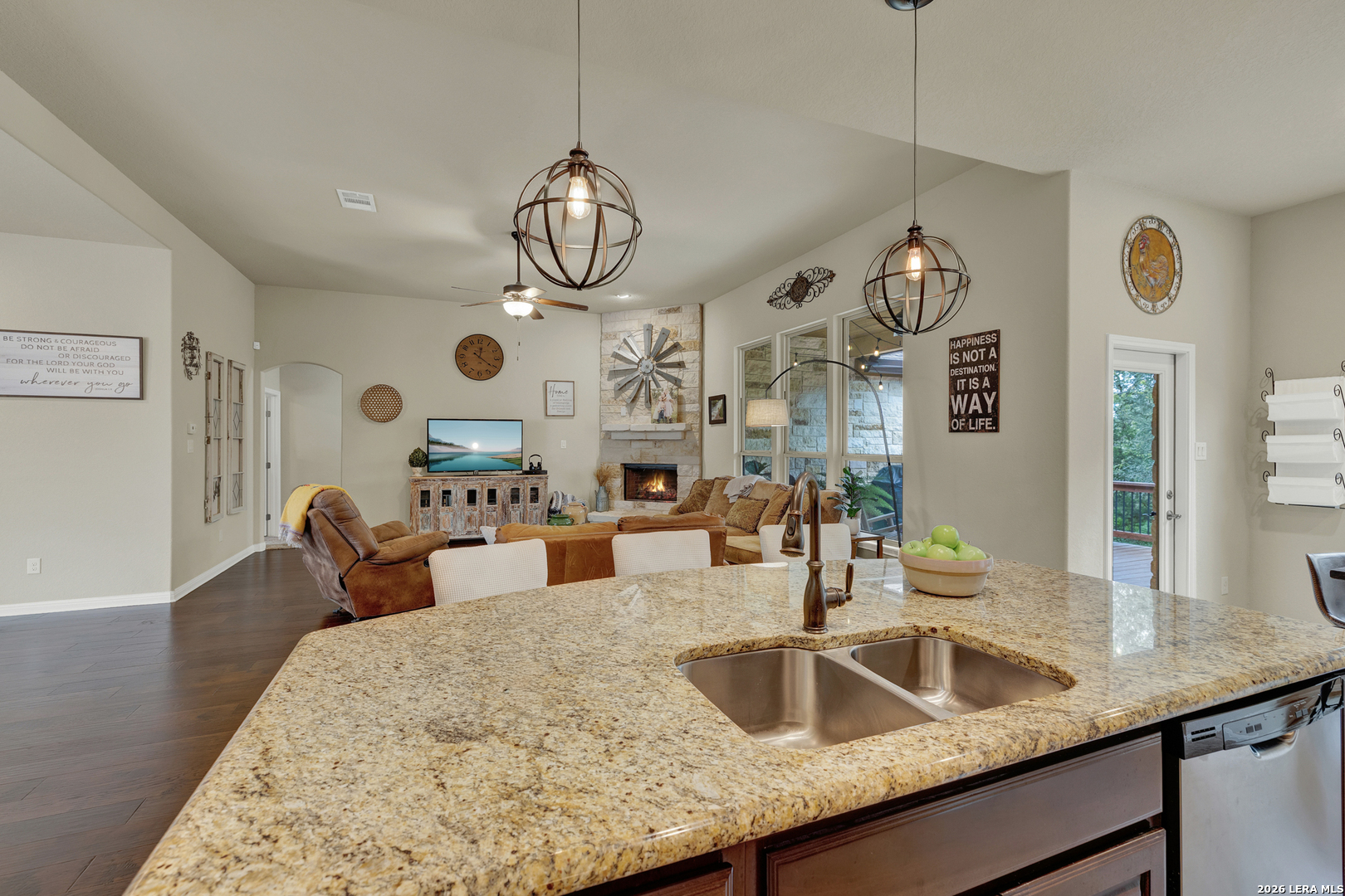 1937 Hunters Cove New Braunfels TX 78132