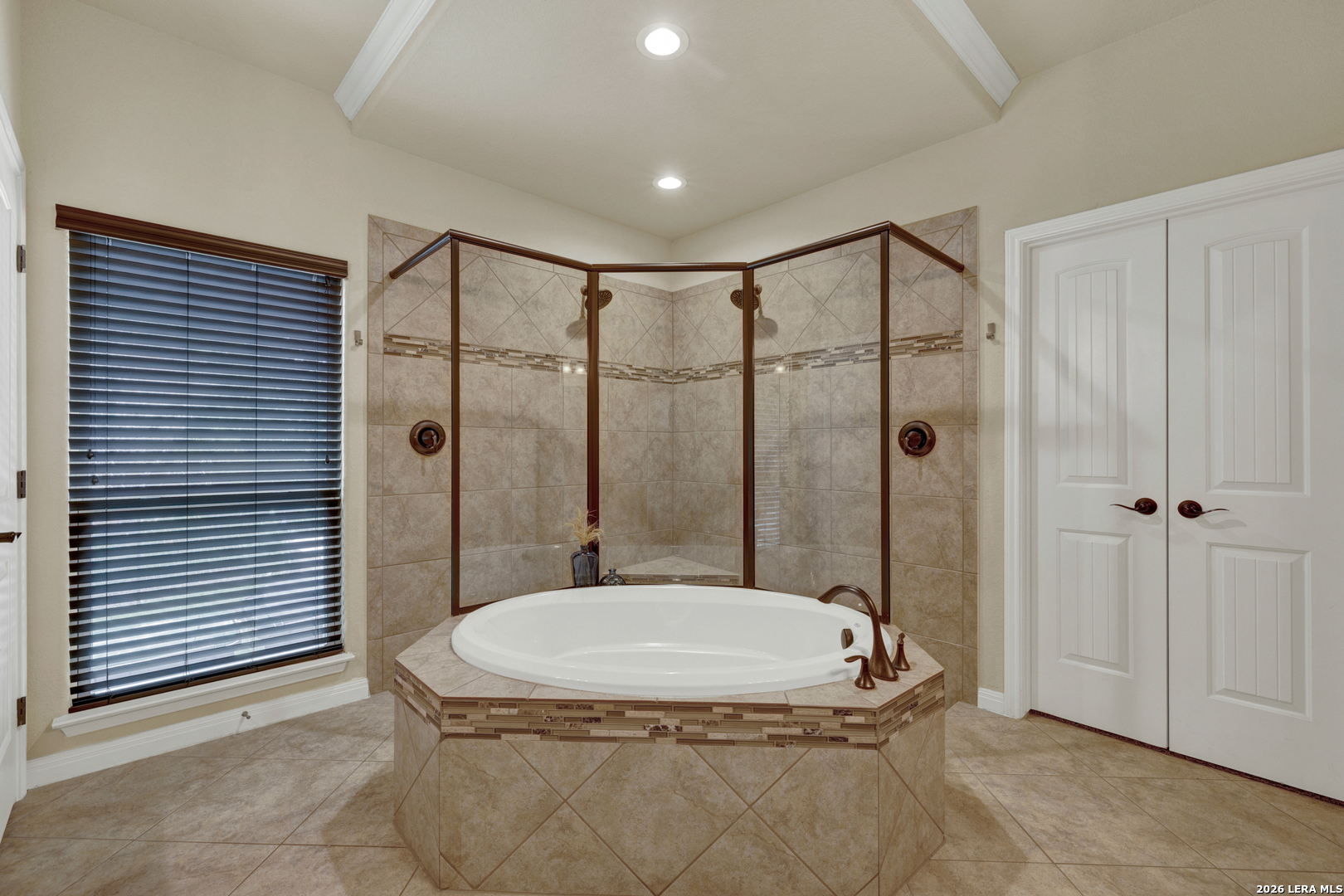 1937 Hunters Cove New Braunfels TX 78132