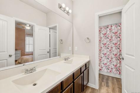 8819 Winchester Way San Antonio TX 78254