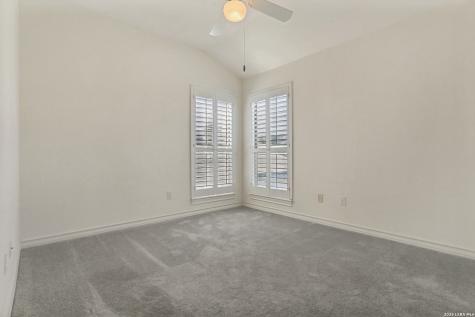 158 Oakwell Farms San Antonio TX 78218