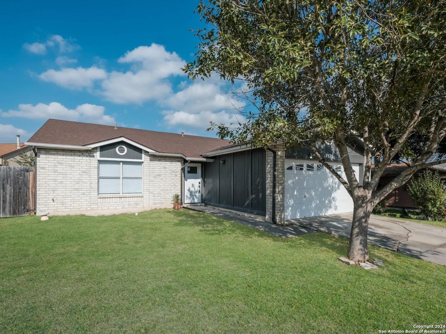 7575 Longing Trail San Antonio TX 78244
