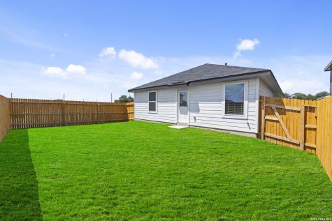 16023 Mahogany Way Elmendorf TX 78112