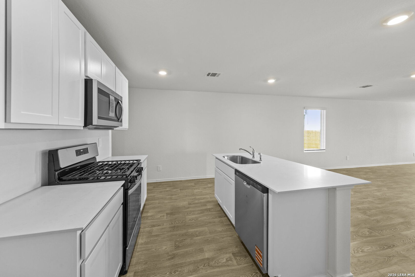 16023 Mahogany Way Elmendorf TX 78112