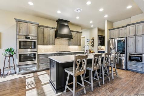 449 Hanging Oak Spring Branch TX 78070