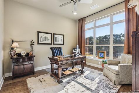 449 Hanging Oak Spring Branch TX 78070