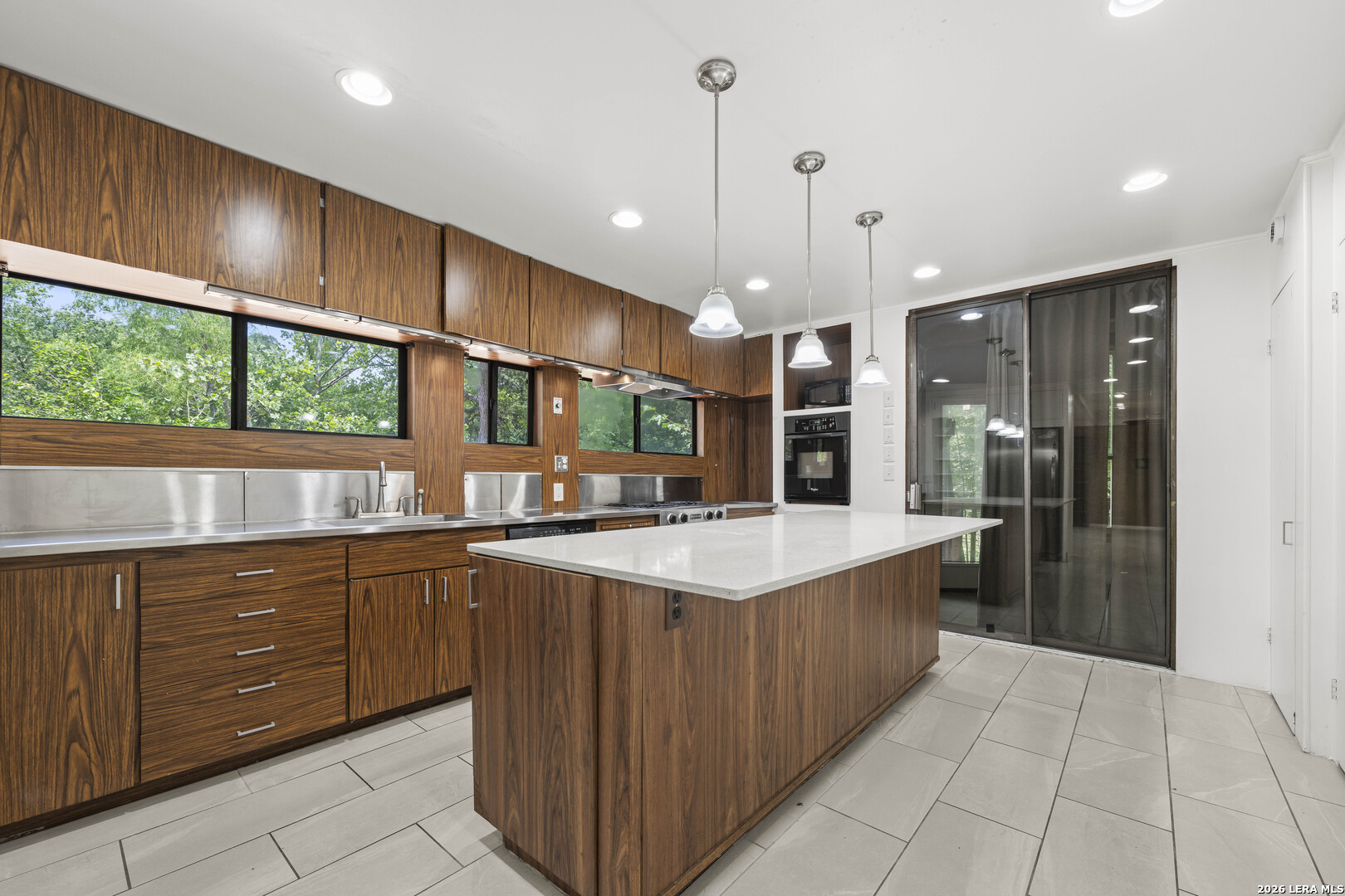 800 Leonard Street Austin TX 78705