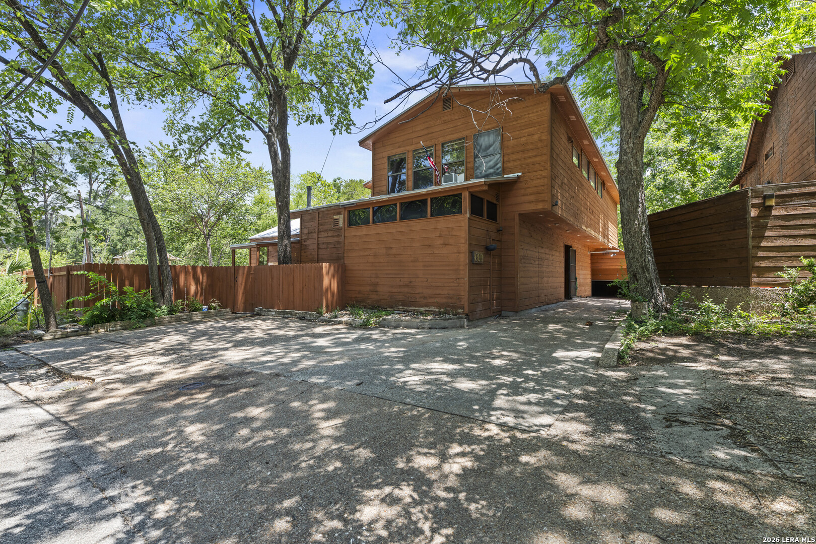 800 Leonard Street Austin TX 78705