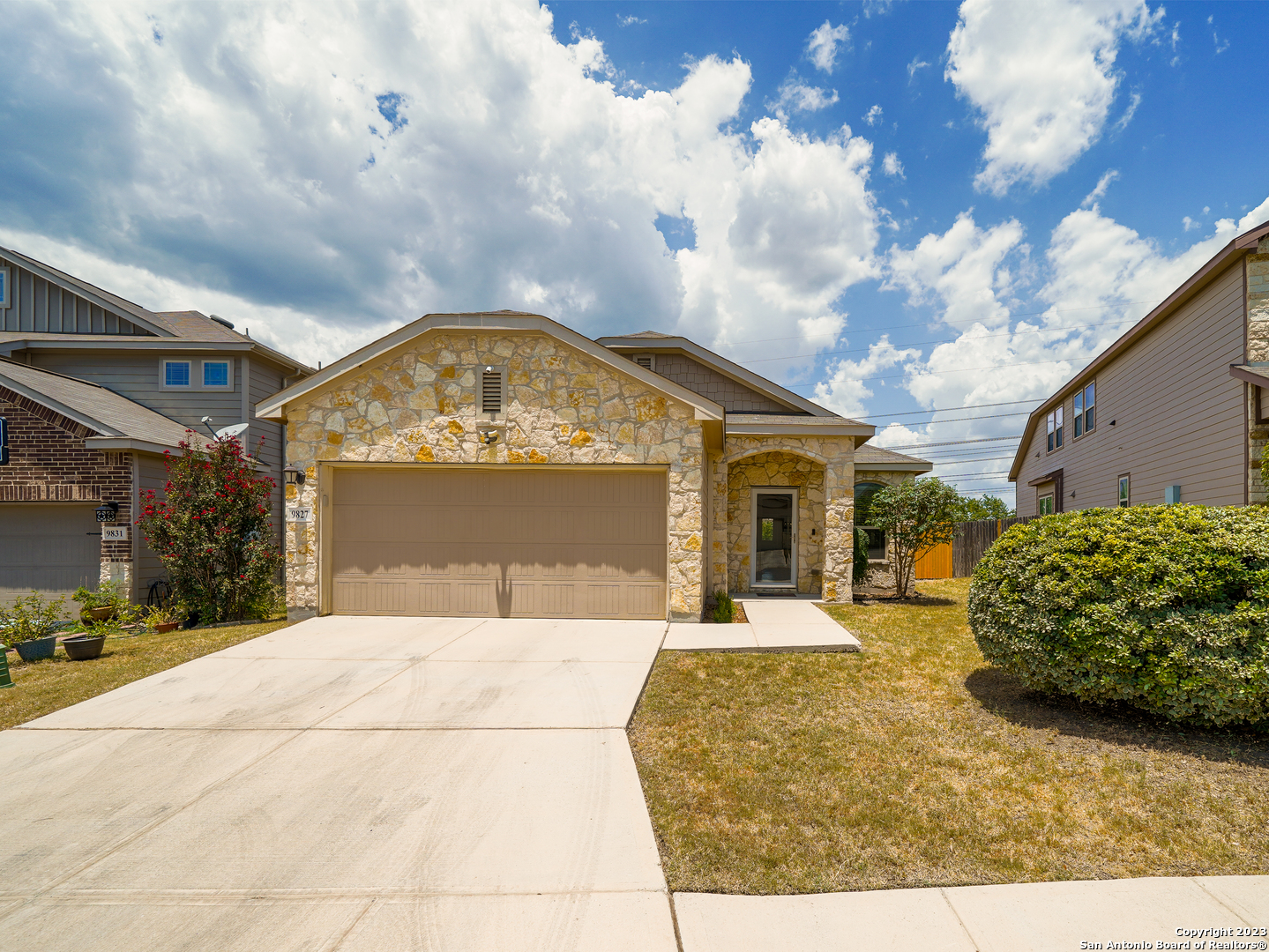 9827 Marbach Bend San Antonio TX 78245