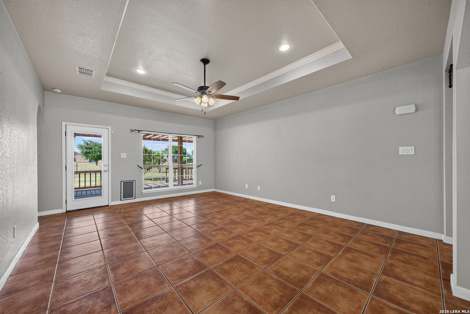 15815 White Cap Drive Lytle TX 78052