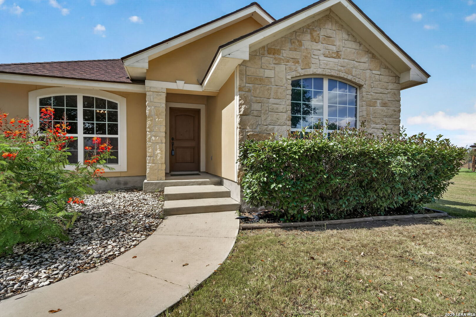 15815 White Cap Drive Lytle TX 78052