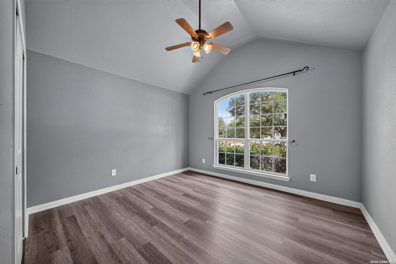 15815 White Cap Drive Lytle TX 78052