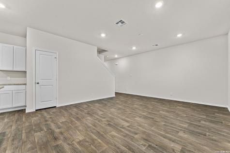 249 American Robin Way San Antonio TX 78253