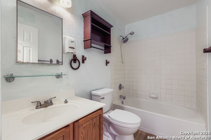 14406 Biltmore Live Oak TX 78233