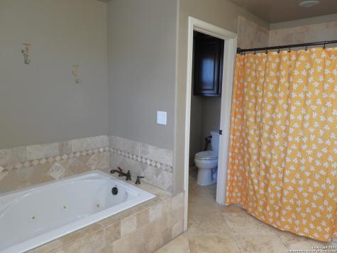 155 Scenic Circle Lakehills TX 78063