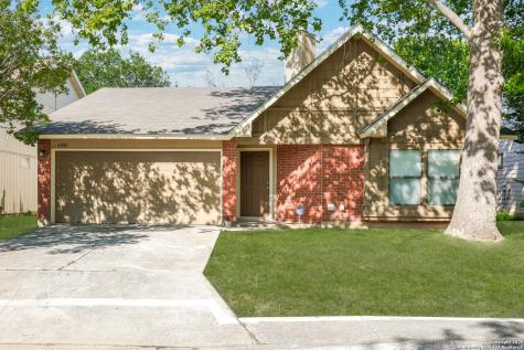 6806 Country Lawn San Antonio TX 78240