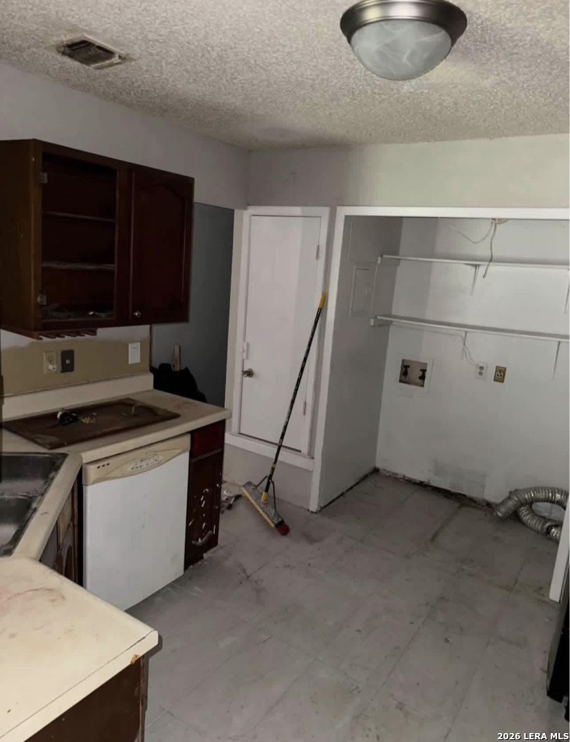 6911 Neston Drive San Antonio TX 78239