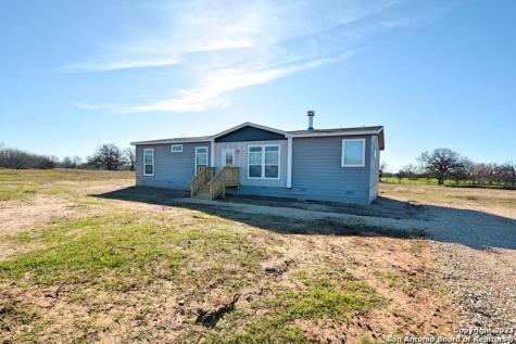 245 Private Road 3492 Gonzales TX 78629