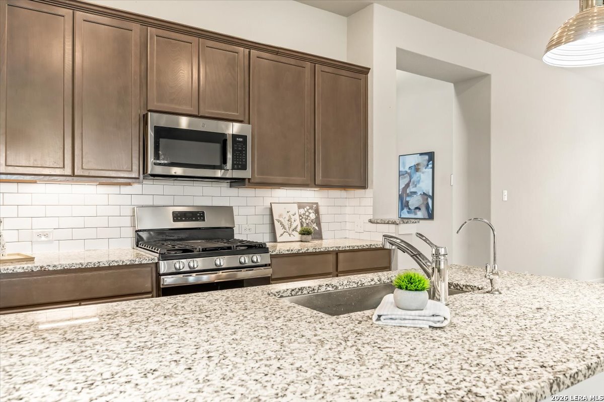 12515 Yellowstone Point San Antonio TX 78254
