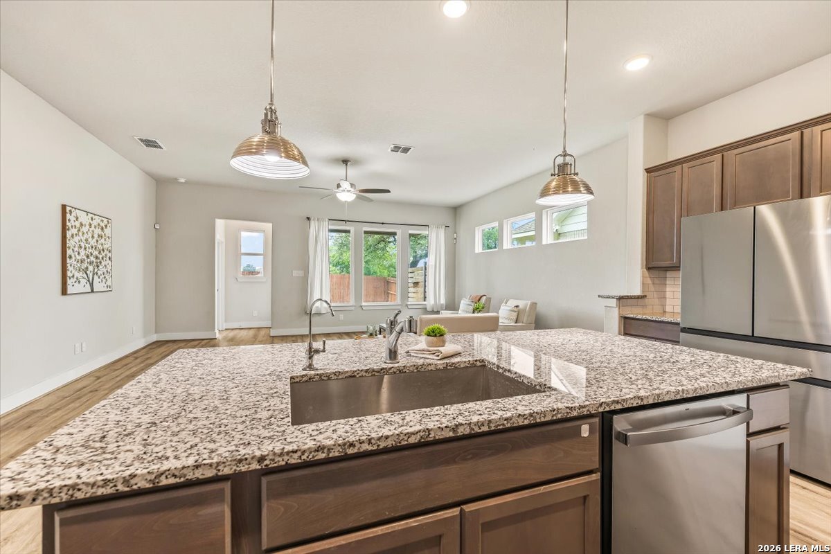 12515 Yellowstone Point San Antonio TX 78254