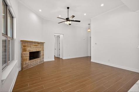 111 John T Court Castroville TX 78009