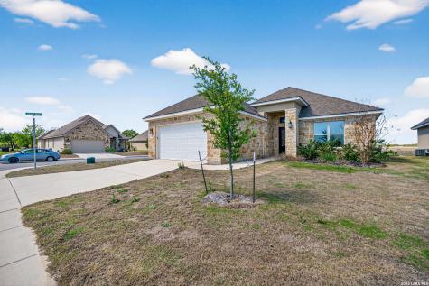 111 John T Court Castroville TX 78009