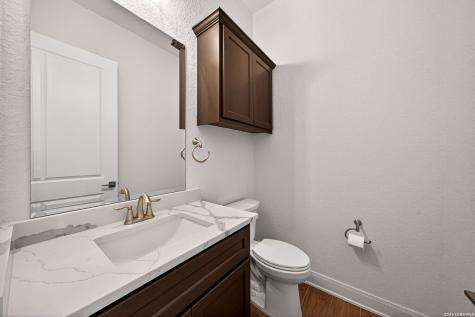 111 John T Court Castroville TX 78009