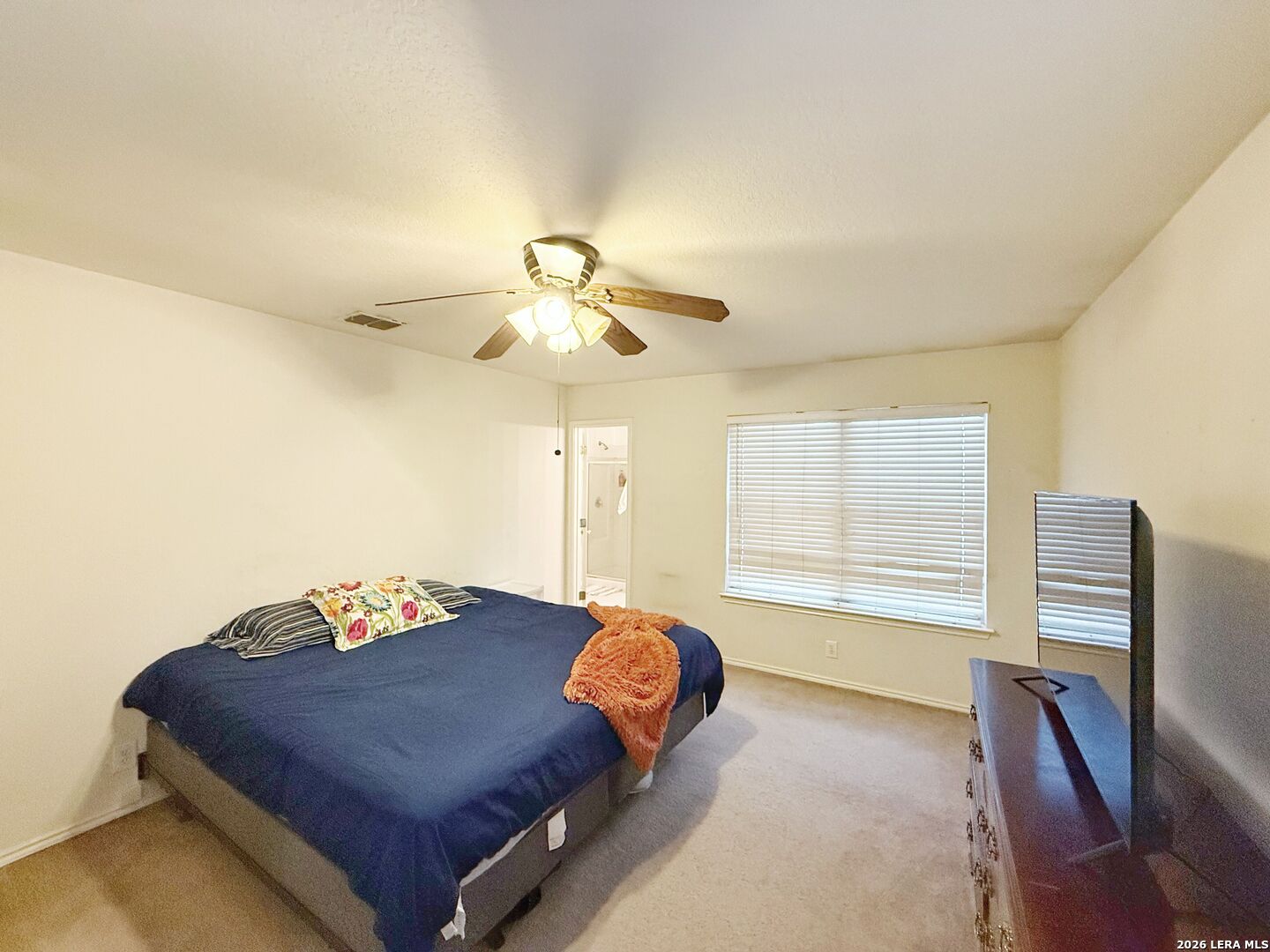 7402 Lacey Oak Path San Antonio TX 78223