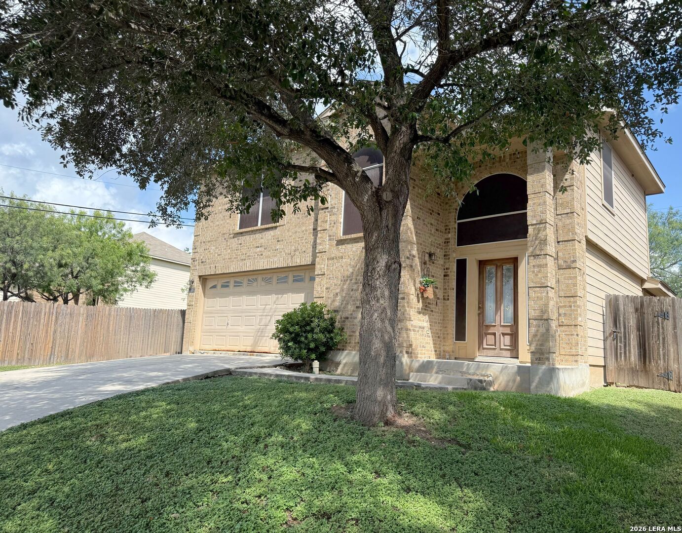 7402 Lacey Oak Path San Antonio TX 78223