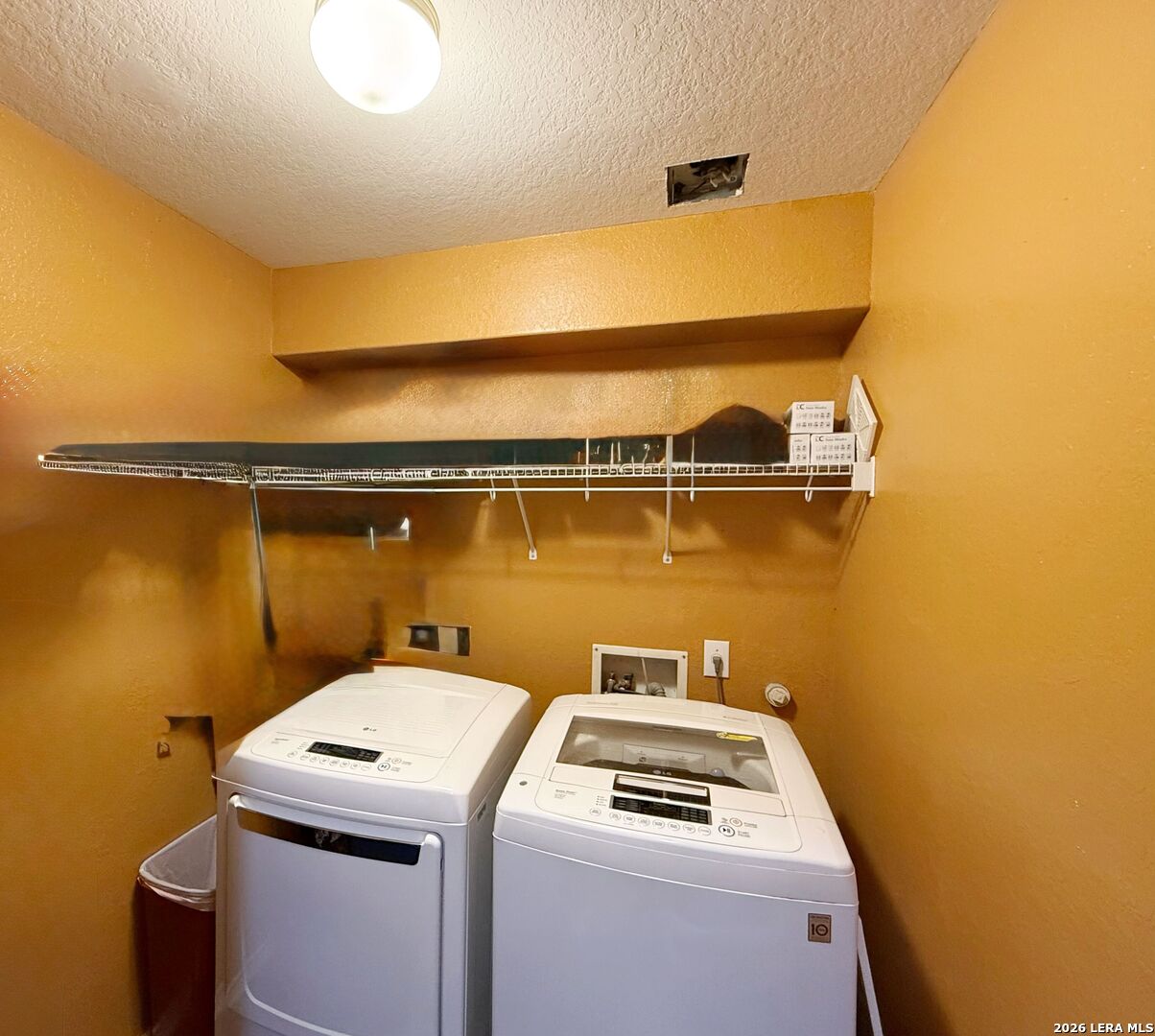 7402 Lacey Oak Path San Antonio TX 78223