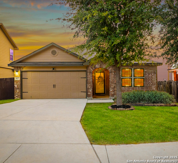 1827 Aspen Silver San Antonio TX 78245