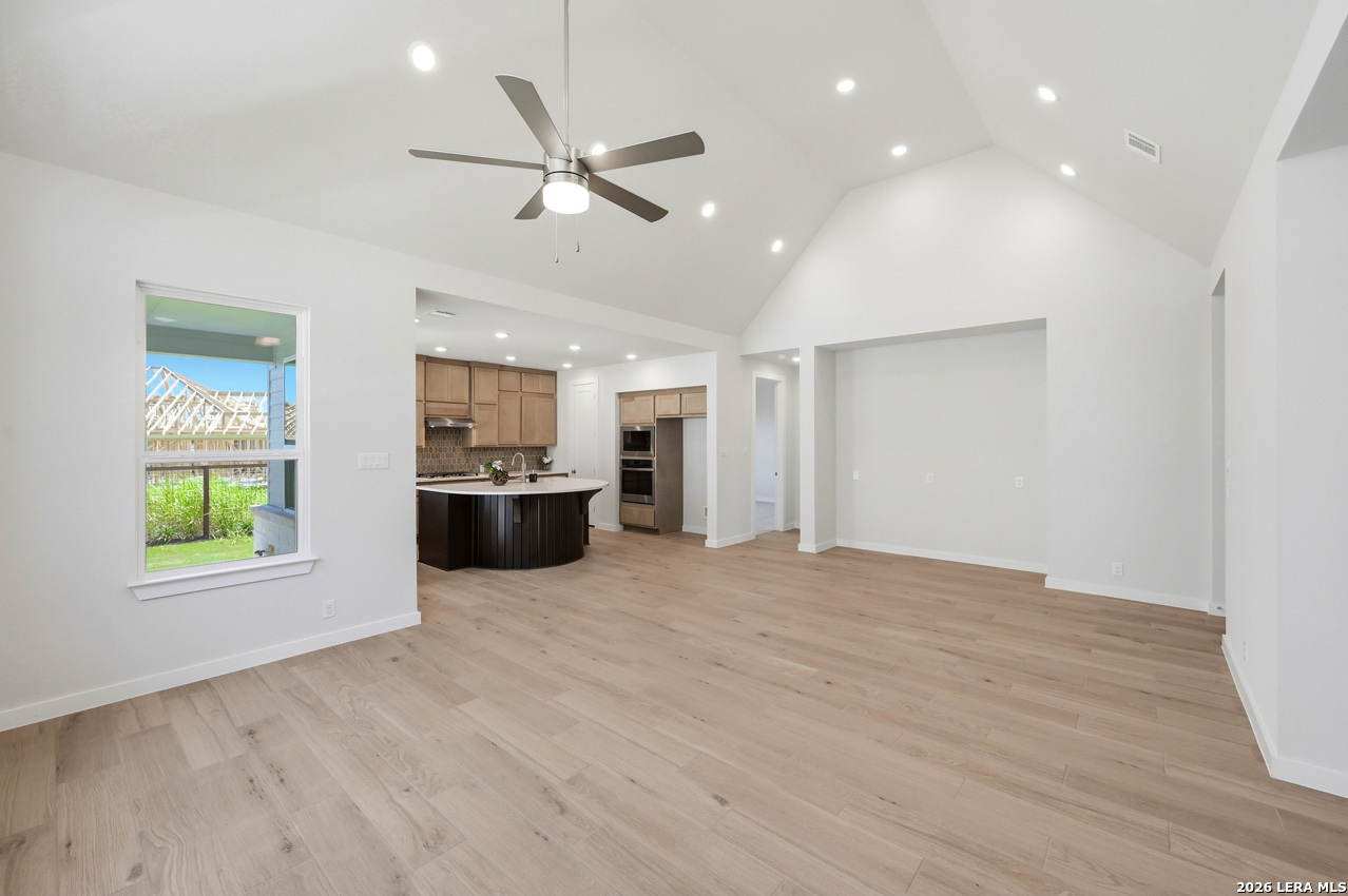 8090 Coral Draw Schertz TX 78154