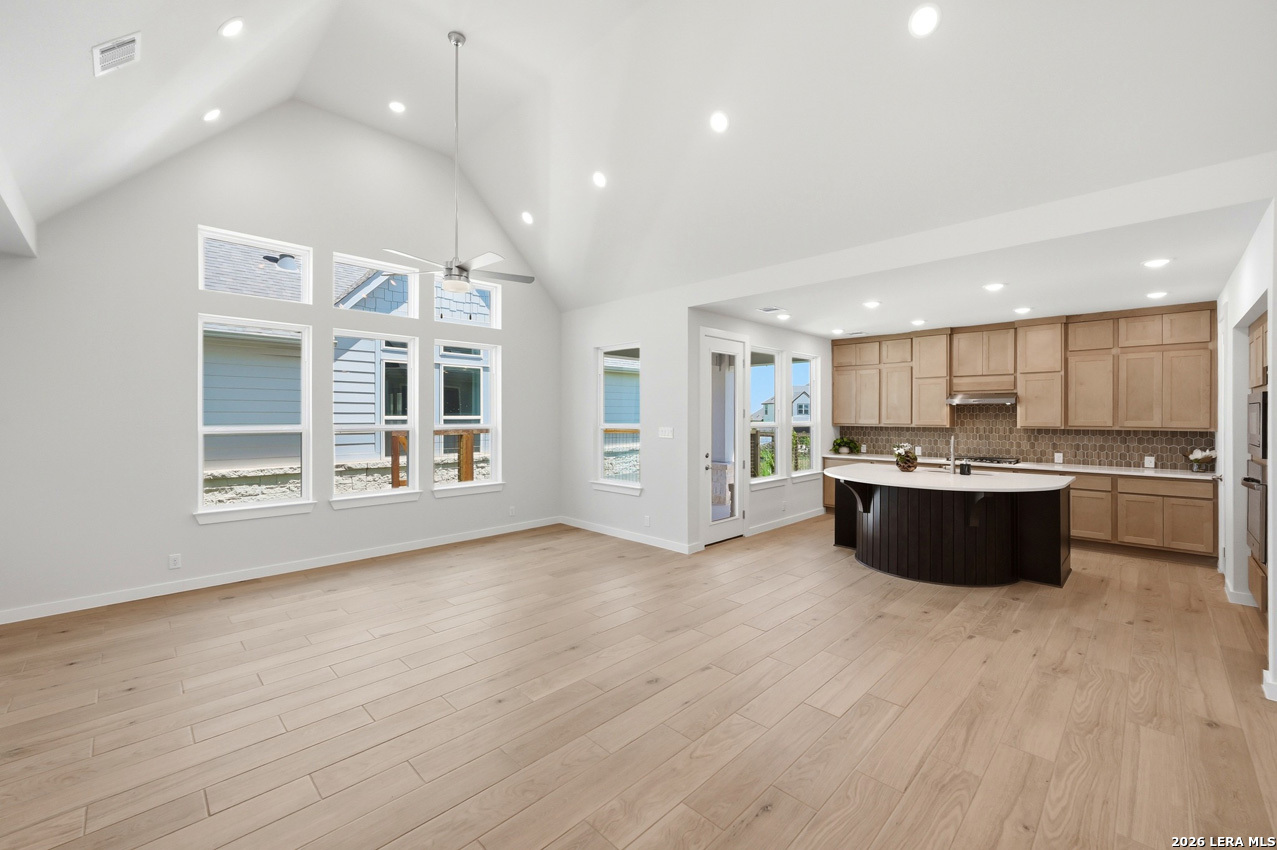 8090 Coral Draw Schertz TX 78154