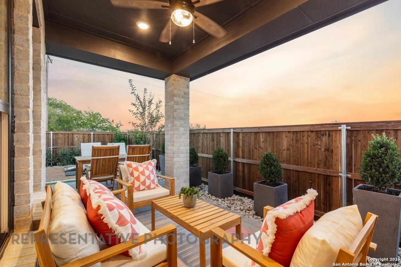 8090 Coral Draw Schertz TX 78154
